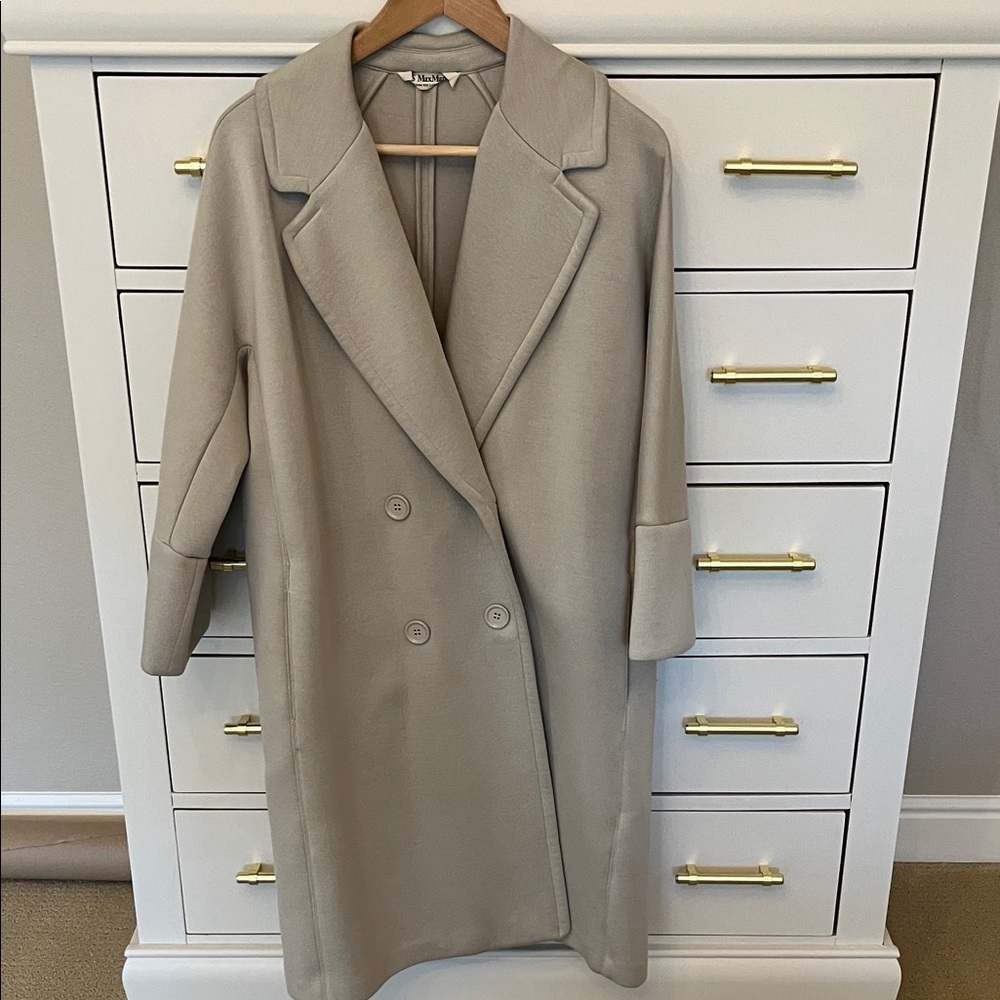 MaxMara Classic Beige oversized coat